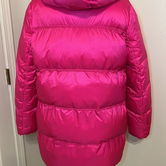 Fuchsia Pink Puffer Coat Size Medium NWT - Picture 6 of 9